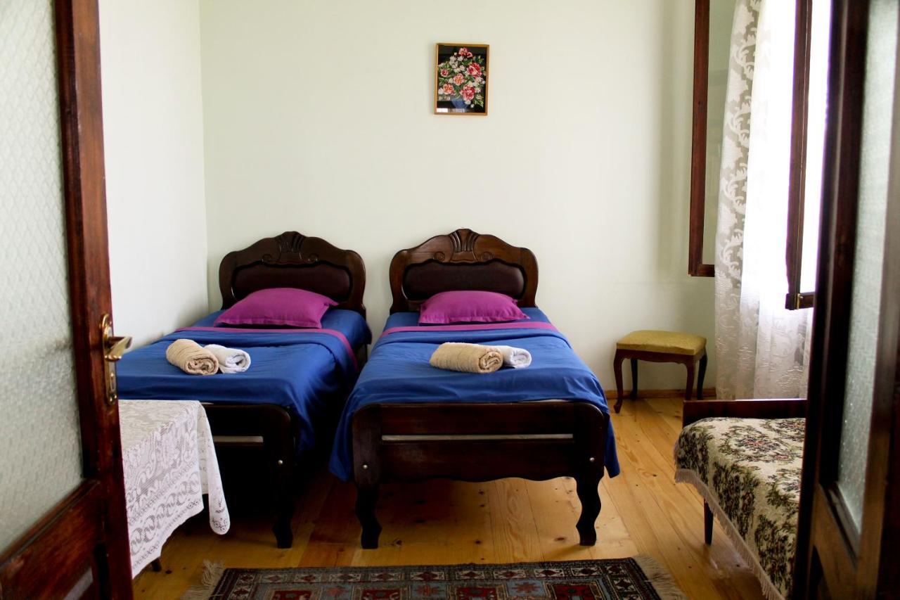 Maya Guest House Sighnaghi Eksteriør billede